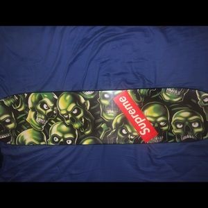 Supreme deck skull pile